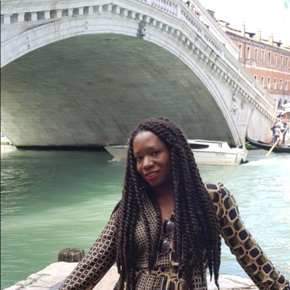 Meet your Posher, Rashida